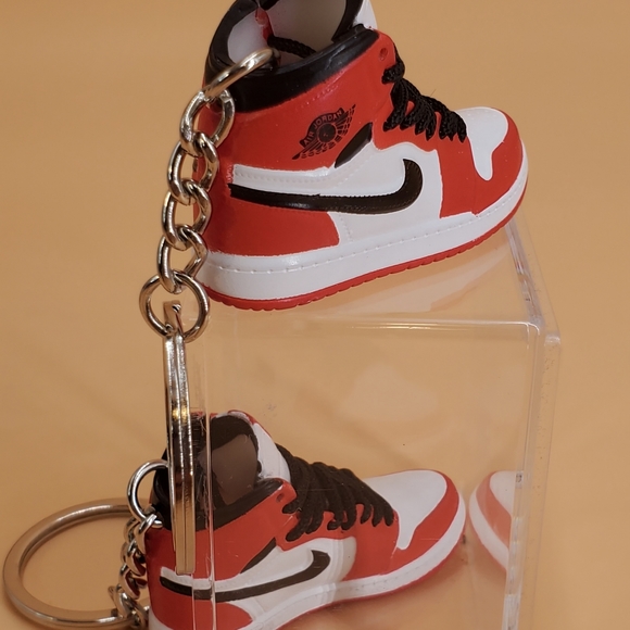 Air Jordan (Pair) 2 Keychain Mini 3D Super Realistic, in a hard Plastic Box (C25 - Picture 4 of 15
